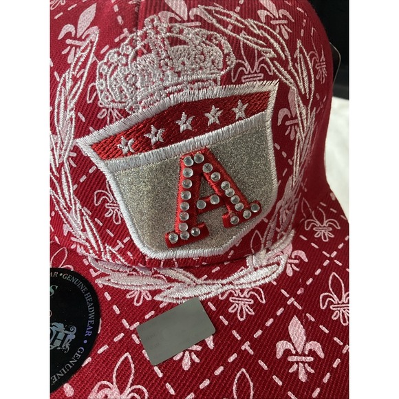 HowD Genuine Red Headwear Small Fitted Baseball Hat  Embroiled A Logo Cap NWT - Picture 2 of 10